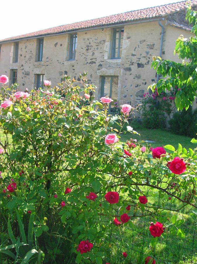 La Gaucherie Aux Dames Vihiers Exterior photo